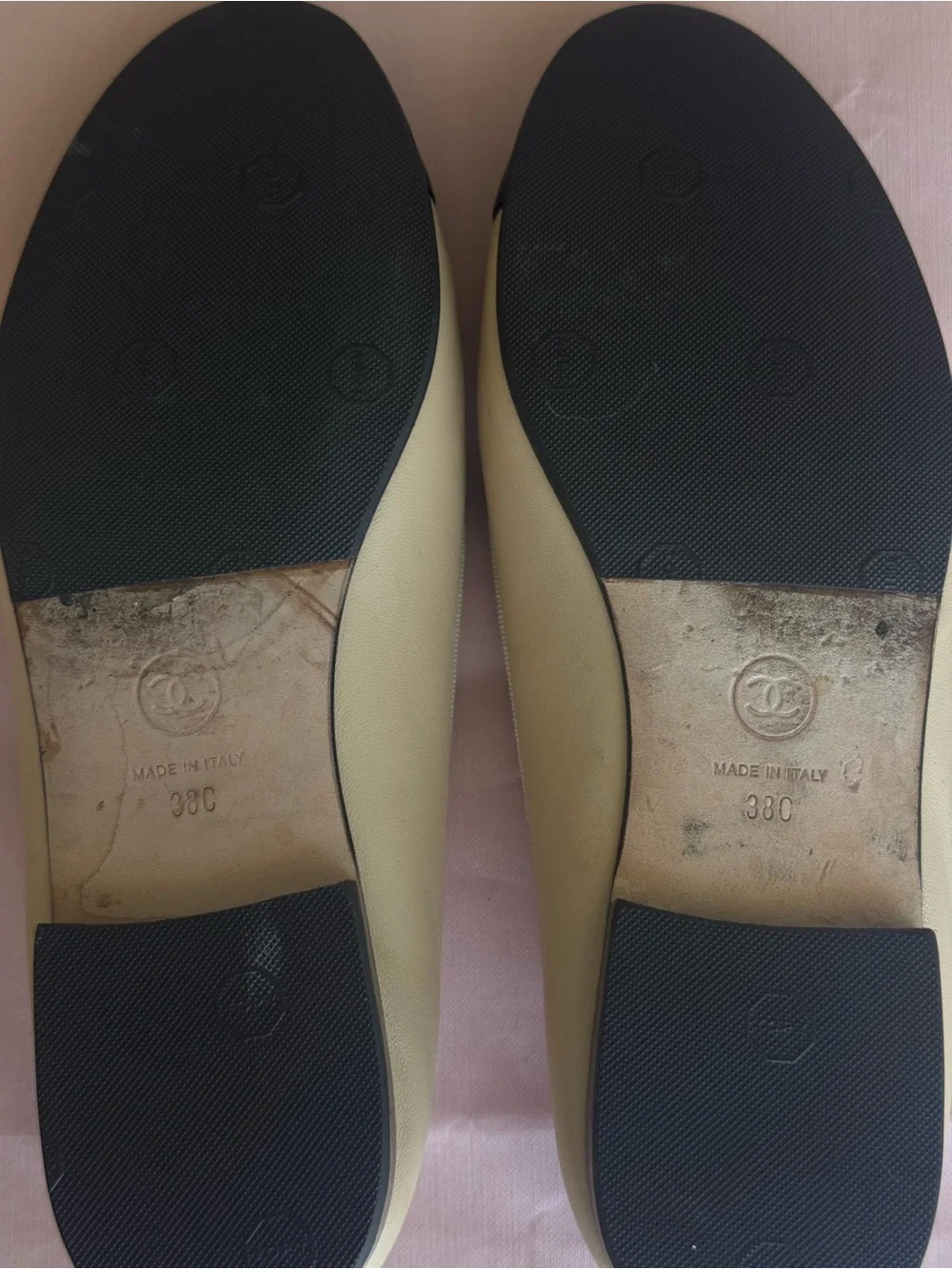 CHANEL size color right